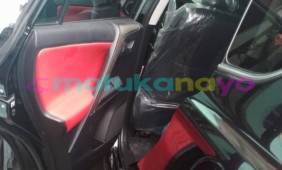 Acheter Neuf Voiture Toyota RAV4 Noir à Kinshasa, Kinshasa Acheter Neuf Voiture Toyota RAV4 Noir à Kinshasa, Kinshasa
