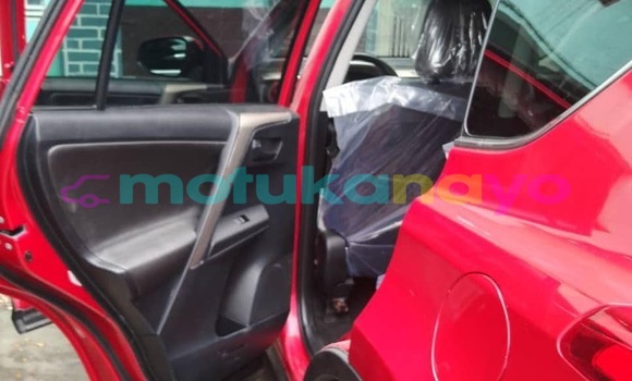 Acheter Neuf Voiture Toyota RAV4 Rouge à Kinshasa, Kinshasa Acheter Neuf Voiture Toyota RAV4 Rouge à Kinshasa, Kinshasa
