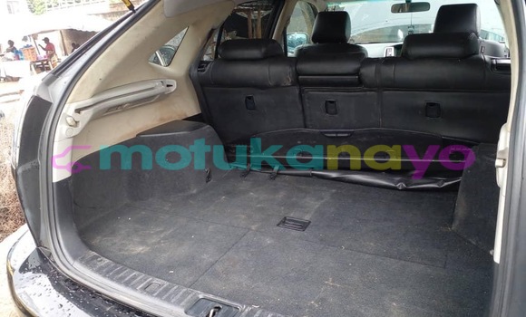 Acheter Neuf Voiture Toyota Harrier Noir à Kinshasa, Kinshasa Acheter Neuf Voiture Toyota Harrier Noir à Kinshasa, Kinshasa