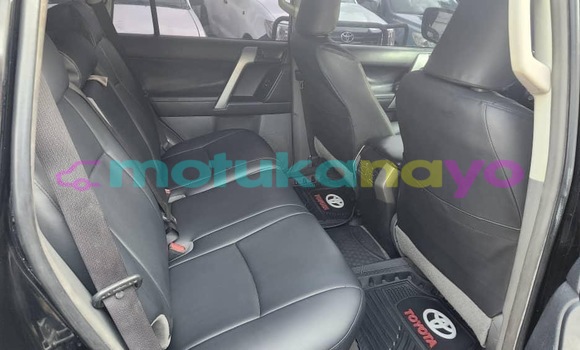 Acheter Neuf Voiture Toyota Prado Noir à Kinshasa, Kinshasa Acheter Neuf Voiture Toyota Prado Noir à Kinshasa, Kinshasa