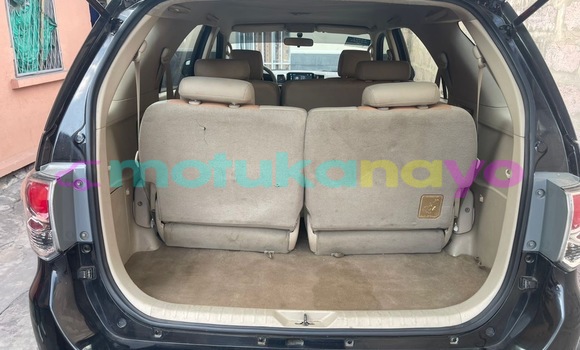 Buy New Toyota Fortuner Black Car in Kinshasa in Kinshasa Buy New Toyota Fortuner Black Car in Kinshasa in Kinshasa