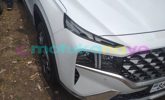 Acheter Neuf Voiture Hyundai Santa Fe Blanc à Kinshasa, Kinshasa Acheter Neuf Voiture Hyundai Santa Fe Blanc à Kinshasa, Kinshasa