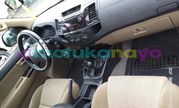 Acheter Neuf Voiture Toyota Fortuner Noir à Kinshasa, Kinshasa Acheter Neuf Voiture Toyota Fortuner Noir à Kinshasa, Kinshasa