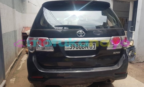 Acheter Neuf Voiture Toyota Fortuner Noir à Kinshasa, Kinshasa Acheter Neuf Voiture Toyota Fortuner Noir à Kinshasa, Kinshasa