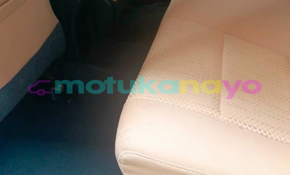 Acheter Neuf Voiture Toyota Fortuner Blanc à Kinshasa, Kinshasa Acheter Neuf Voiture Toyota Fortuner Blanc à Kinshasa, Kinshasa