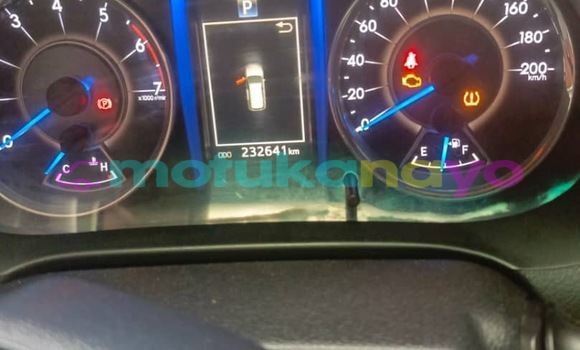 Acheter Neuf Voiture Toyota Fortuner Blanc à Kinshasa, Kinshasa Acheter Neuf Voiture Toyota Fortuner Blanc à Kinshasa, Kinshasa