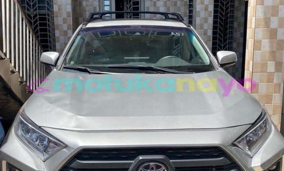 Acheter Neuf Voiture Toyota RAV4 Gris à Kinshasa, Kinshasa Acheter Neuf Voiture Toyota RAV4 Gris à Kinshasa, Kinshasa