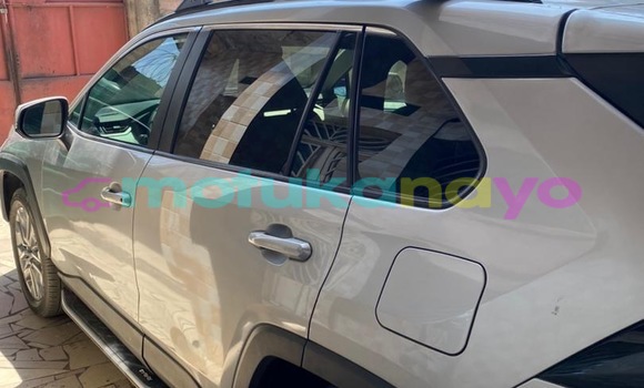 Acheter Neuf Voiture Toyota RAV4 Gris à Kinshasa, Kinshasa Acheter Neuf Voiture Toyota RAV4 Gris à Kinshasa, Kinshasa