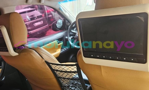 Acheter Neuf Voiture Toyota Fortuner Noir à Kinshasa, Kinshasa Acheter Neuf Voiture Toyota Fortuner Noir à Kinshasa, Kinshasa