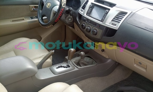 Acheter Neuf Voiture Toyota Fortuner Noir à Kinshasa, Kinshasa Acheter Neuf Voiture Toyota Fortuner Noir à Kinshasa, Kinshasa