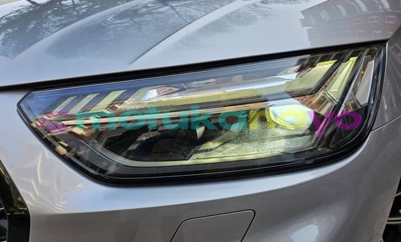 Acheter Neuf Voiture Audi Q5 Gris à Kinshasa, Kinshasa Acheter Neuf Voiture Audi Q5 Gris à Kinshasa, Kinshasa