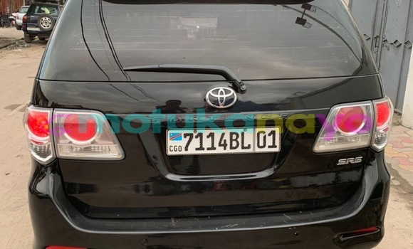 Acheter Occasion Voiture Toyota Fortuner Noir à Kinshasa, Kinshasa Acheter Occasion Voiture Toyota Fortuner Noir à Kinshasa, Kinshasa