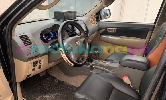 Acheter Occasion Voiture Toyota Fortuner Noir à Kinshasa, Kinshasa Acheter Occasion Voiture Toyota Fortuner Noir à Kinshasa, Kinshasa
