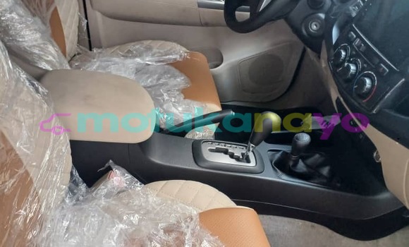 Acheter Neuf Voiture Toyota Fortuner Noir à Kinshasa, Kinshasa Acheter Neuf Voiture Toyota Fortuner Noir à Kinshasa, Kinshasa