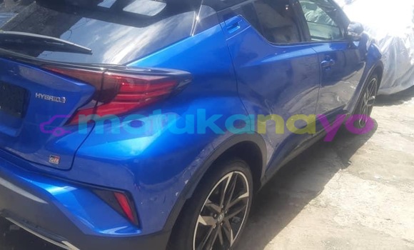 Buy New Toyota C-HR Blue Car in Kinshasa in Kinshasa Buy New Toyota C-HR Blue Car in Kinshasa in Kinshasa