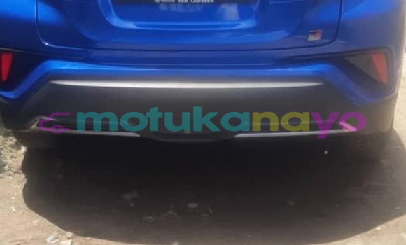 Buy New Toyota C-HR Blue Car in Kinshasa in Kinshasa Buy New Toyota C-HR Blue Car in Kinshasa in Kinshasa