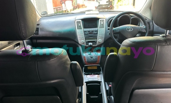 Acheter Neuf Voiture Toyota Harrier Noir à Kinshasa, Kinshasa Acheter Neuf Voiture Toyota Harrier Noir à Kinshasa, Kinshasa