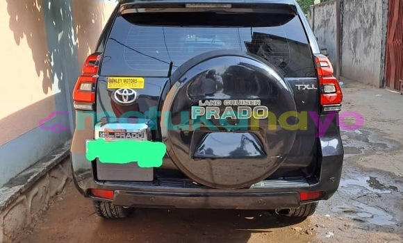 Acheter Neuf Voiture Toyota Prado Noir à Kinshasa, Kinshasa Acheter Neuf Voiture Toyota Prado Noir à Kinshasa, Kinshasa
