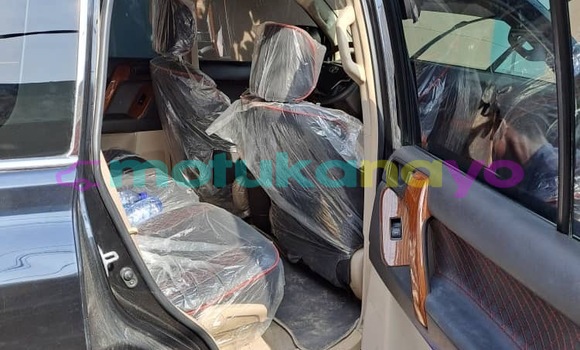 Acheter Neuf Voiture Toyota Prado Noir à Kinshasa, Kinshasa Acheter Neuf Voiture Toyota Prado Noir à Kinshasa, Kinshasa