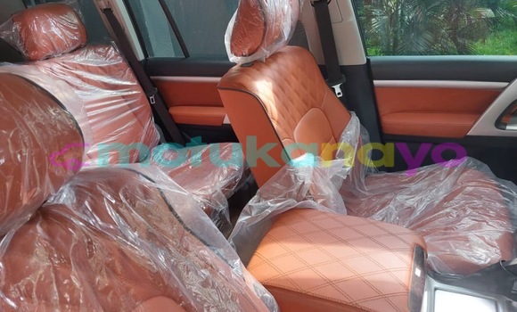 Acheter Neuf Voiture Toyota Land Cruiser Noir à Kinshasa, Kinshasa Acheter Neuf Voiture Toyota Land Cruiser Noir à Kinshasa, Kinshasa