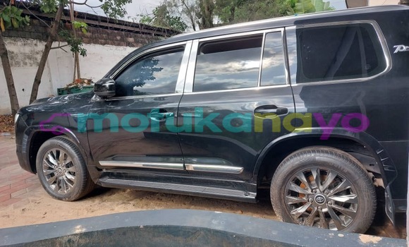 Acheter Neuf Voiture Toyota Land Cruiser Noir à Kinshasa, Kinshasa Acheter Neuf Voiture Toyota Land Cruiser Noir à Kinshasa, Kinshasa