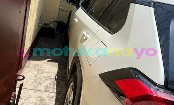 Acheter Occasion Voiture Toyota RAV4 Gris à Kinshasa, Kinshasa Acheter Occasion Voiture Toyota RAV4 Gris à Kinshasa, Kinshasa