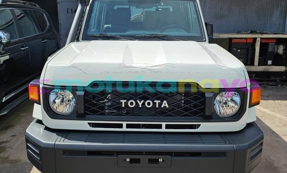 Acheter Neuf Voiture Toyota Land Cruiser Blanc à Kinshasa, Kinshasa Acheter Neuf Voiture Toyota Land Cruiser Blanc à Kinshasa, Kinshasa