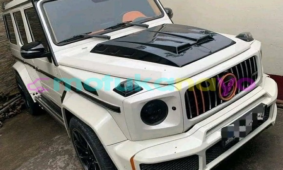 Acheter Neuf Voiture Mercedes-Benz W29 Blanc à Kinshasa, Kinshasa Acheter Neuf Voiture Mercedes-Benz W29 Blanc à Kinshasa, Kinshasa