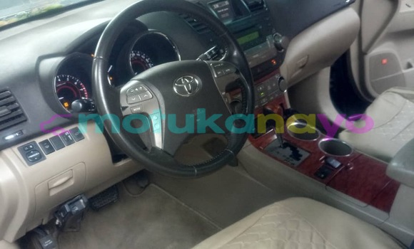 Acheter Neuf Voiture Toyota Highlander Noir à Kinshasa, Kinshasa Acheter Neuf Voiture Toyota Highlander Noir à Kinshasa, Kinshasa