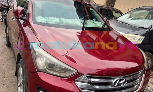Acheter Neuf Voiture Hyundai Santa Fe Rouge à Kinshasa, Kinshasa Acheter Neuf Voiture Hyundai Santa Fe Rouge à Kinshasa, Kinshasa