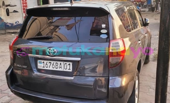 Acheter Neuf Voiture Toyota Vanguard Noir à Kinshasa, Kinshasa Acheter Neuf Voiture Toyota Vanguard Noir à Kinshasa, Kinshasa