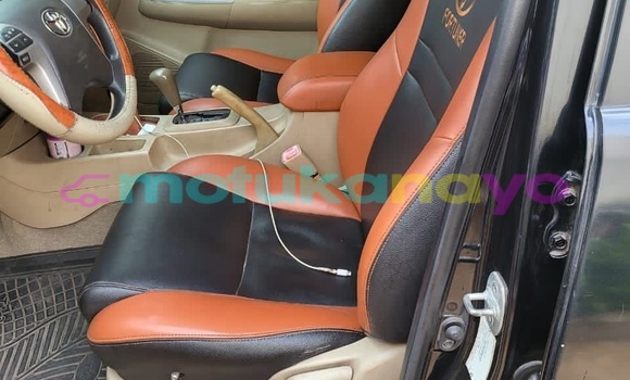 Acheter Neuf Voiture Toyota Fortuner Noir à Kinshasa, Kinshasa Acheter Neuf Voiture Toyota Fortuner Noir à Kinshasa, Kinshasa