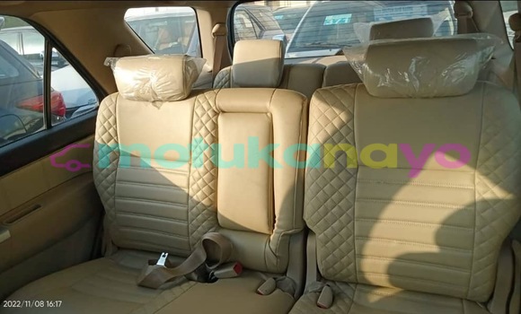 Acheter Neuf Voiture Toyota Fortuner Noir à Kinshasa, Kinshasa Acheter Neuf Voiture Toyota Fortuner Noir à Kinshasa, Kinshasa