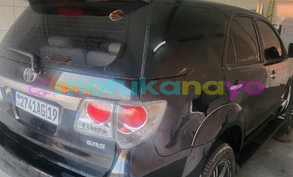 Acheter Neuf Voiture Toyota Fortuner Noir à Kinshasa, Kinshasa Acheter Neuf Voiture Toyota Fortuner Noir à Kinshasa, Kinshasa