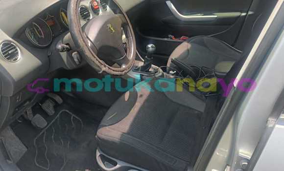 Buy Used Peugeot 308 Silver Car in Kinshasa in Kinshasa Buy Used Peugeot 308 Silver Car in Kinshasa in Kinshasa
