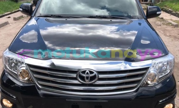 Acheter Occasion Voiture Toyota Fortuner Noir à Kinshasa, Kinshasa Acheter Occasion Voiture Toyota Fortuner Noir à Kinshasa, Kinshasa
