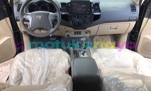 Acheter Occasion Voiture Toyota Fortuner Noir à Kinshasa, Kinshasa Acheter Occasion Voiture Toyota Fortuner Noir à Kinshasa, Kinshasa