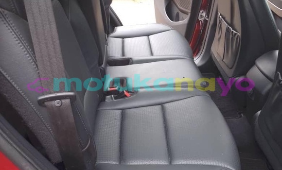 Acheter Occasion Voiture Hyundai Santa Fe Rouge à Kinshasa, Kinshasa Acheter Occasion Voiture Hyundai Santa Fe Rouge à Kinshasa, Kinshasa