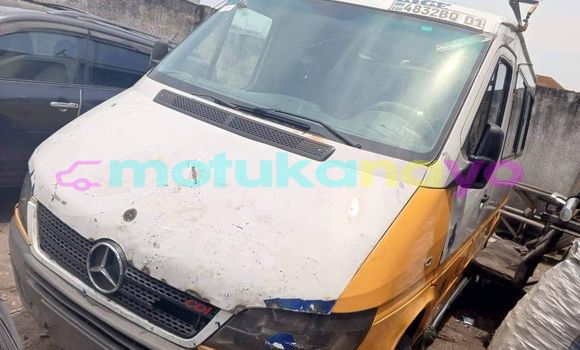 Buy Used Mercedes‒Benz 270D White Car in Basankusu in Equateur