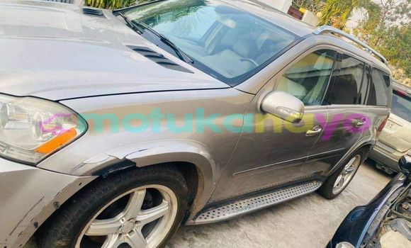 Buy Used Mercedes‒Benz GL–Class Other Car in Bandundu in Bandundu Buy Used Mercedes‒Benz GL–Class Other Car in Bandundu in Bandundu