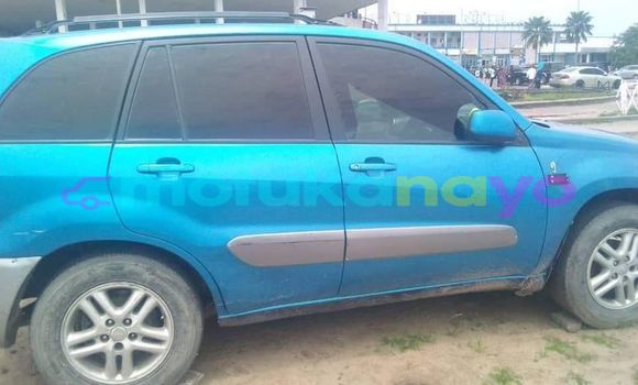 Buy Used Toyota RAV4 Blue Car in Bandundu in Bandundu Buy Used Toyota RAV4 Blue Car in Bandundu in Bandundu