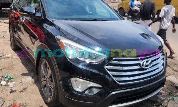Acheter Occasion Voiture Hyundai Santa Fe Noir à Kinshasa, Kinshasa Acheter Occasion Voiture Hyundai Santa Fe Noir à Kinshasa, Kinshasa