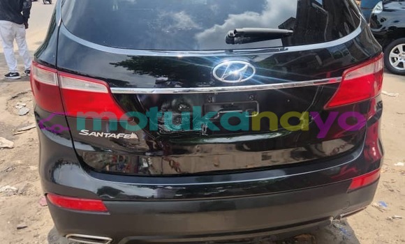 Acheter Occasion Voiture Hyundai Santa Fe Noir à Kinshasa, Kinshasa Acheter Occasion Voiture Hyundai Santa Fe Noir à Kinshasa, Kinshasa