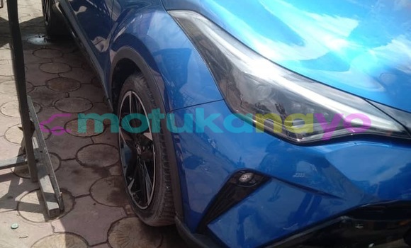 Acheter Occasion Voiture Toyota C-HR Bleu à Kinshasa, Kinshasa Acheter Occasion Voiture Toyota C-HR Bleu à Kinshasa, Kinshasa