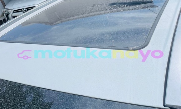 Buy Used Toyota Highlander White Car in Kinshasa in Kinshasa Buy Used Toyota Highlander White Car in Kinshasa in Kinshasa