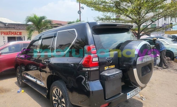 Acheter Neuf Voiture Toyota Prado Noir à Kinshasa, Kinshasa Acheter Neuf Voiture Toyota Prado Noir à Kinshasa, Kinshasa