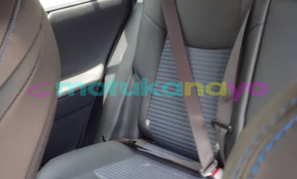 Acheter Neuf Voiture Toyota RAV4 Gris à Kinshasa, Kinshasa Acheter Neuf Voiture Toyota RAV4 Gris à Kinshasa, Kinshasa