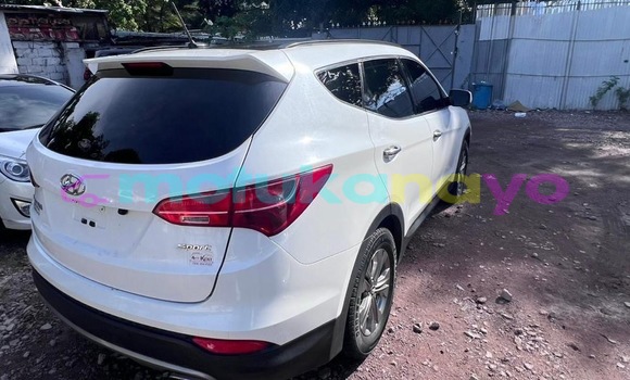 Acheter Occasion Voiture Hyundai Santa Fe Blanc à Kinshasa, Kinshasa Acheter Occasion Voiture Hyundai Santa Fe Blanc à Kinshasa, Kinshasa