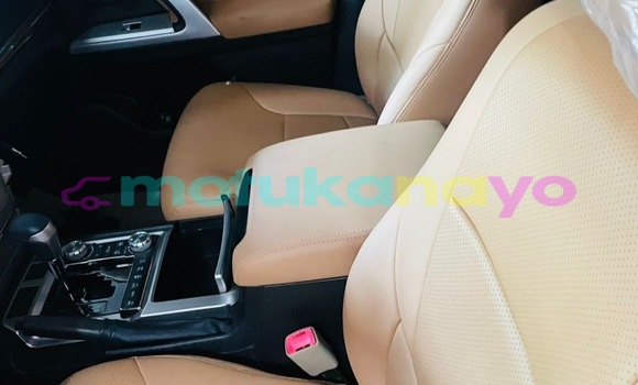 Acheter Occasion Voiture Toyota Land Cruiser Gris à Kinshasa, Kinshasa Acheter Occasion Voiture Toyota Land Cruiser Gris à Kinshasa, Kinshasa