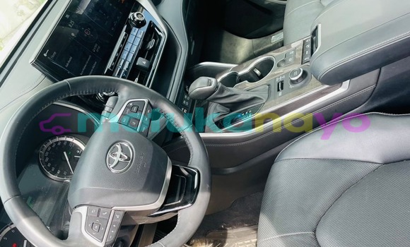 Acheter Occasion Voiture Toyota Highlander Blanc à Kinshasa, Kinshasa Acheter Occasion Voiture Toyota Highlander Blanc à Kinshasa, Kinshasa